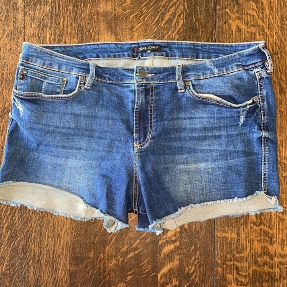 DEAR JOHN Distressed Denim Shorts🏖